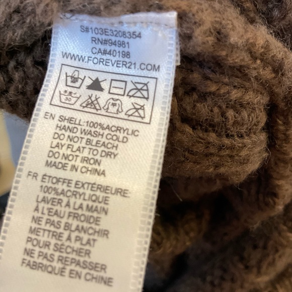 XXI Cable-knit Turtleneck Sweater, Brown, Size Medium - Picture 4 of 8